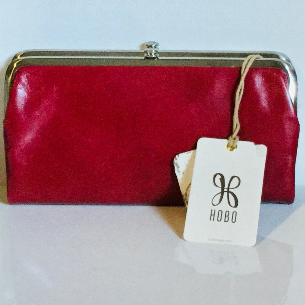 Red Hobo Lauren, genuine leather, NWT perfect color for everyday use. Organizer